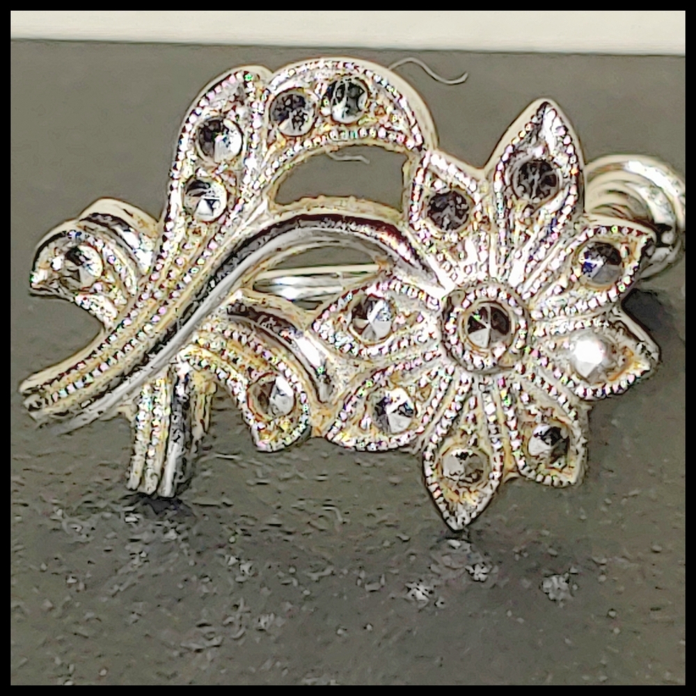 Vintage Sterling Bracelet and Earring Set - Picture 4 of 9